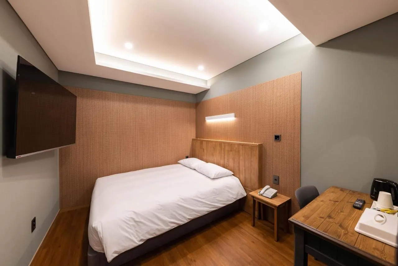 Ara Hotel Seoul 0*,